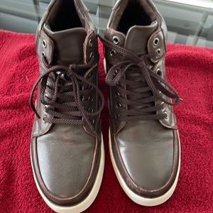 Like New!!   Calto brown boot (adds height)